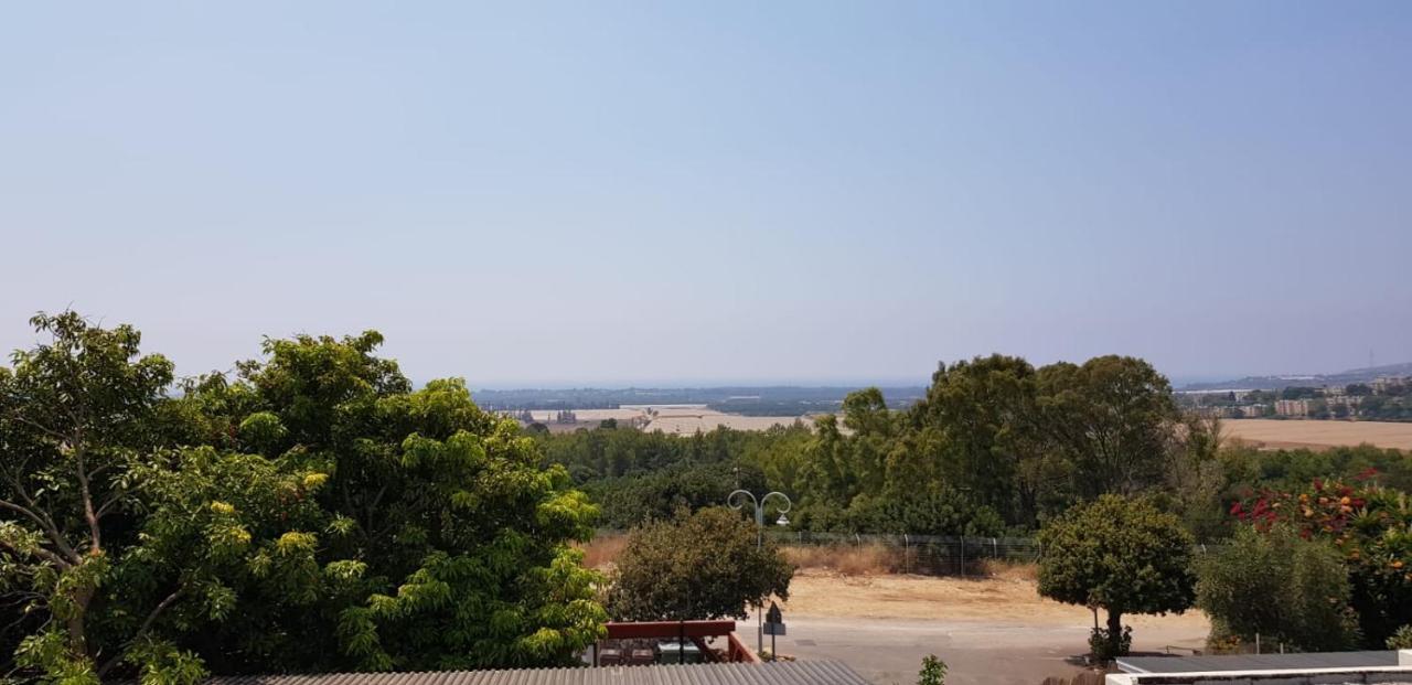 יורט מונגולי Apartment Matzuva Bagian luar foto
